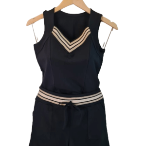 Conjunto de Blazer/Blusa/Bermuda em Preto/Bege Simone Petri