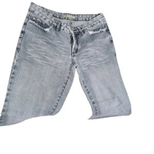 Jeans Tradicional em Preto Desbotado TNG