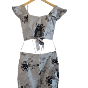 Conjunto de Cropped e Saia Floral